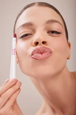 Alternative view of PAESE - THE KISS LIPS - LIP LINER - 02 NUDE CORAL