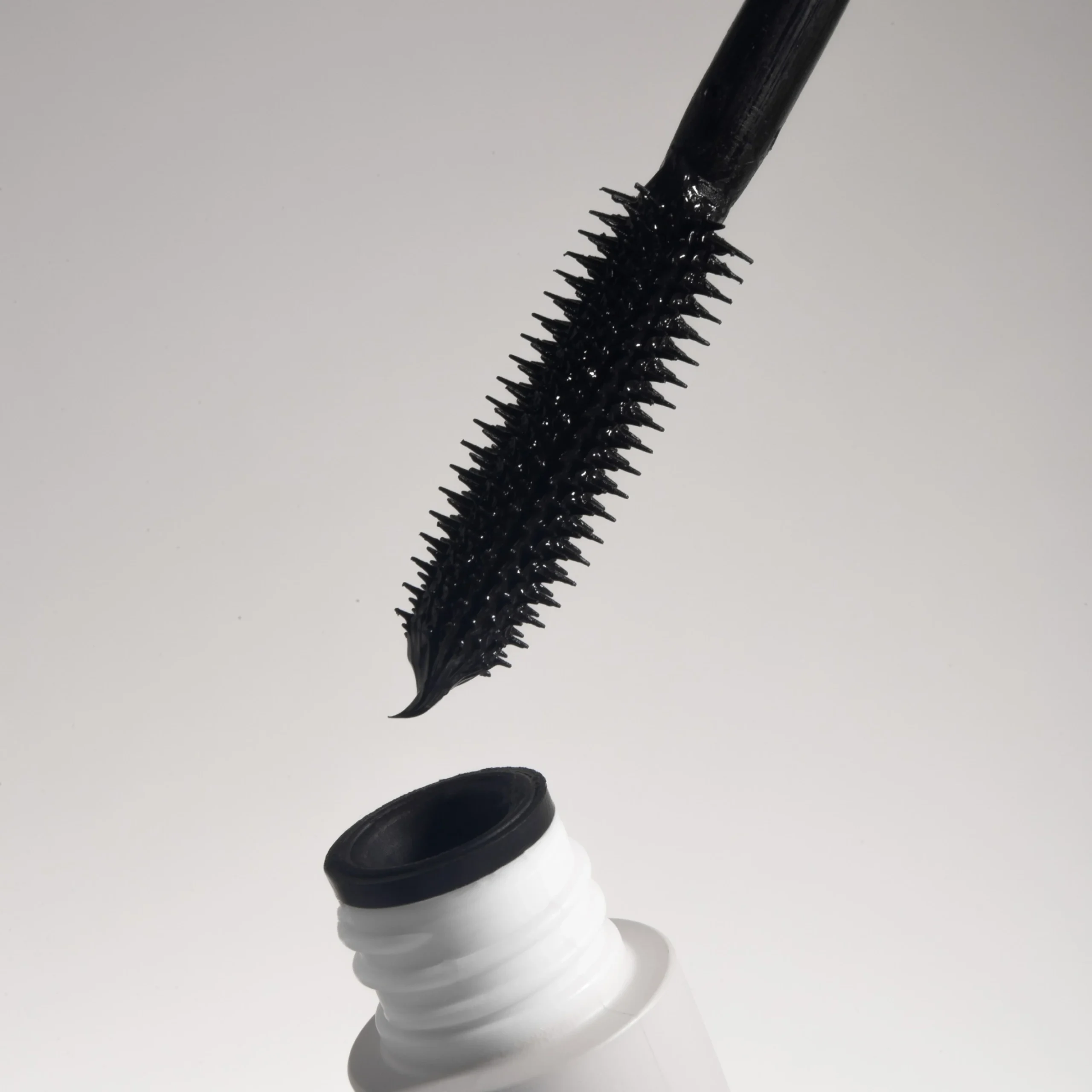 SISTERS AROMA - CARE MASCARA - 8,5gr - immagine 3